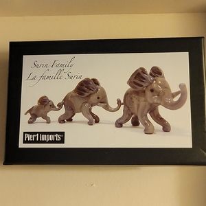 Glass Elephant Family Figurines